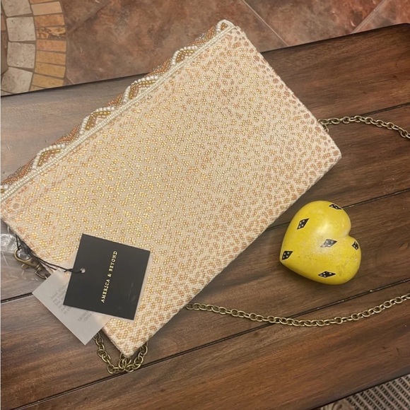 American & Beyond - Picture 3 of 4